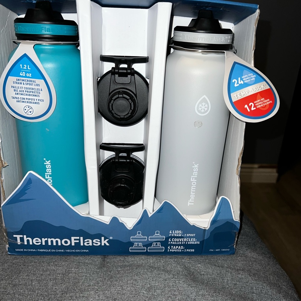 Thermoflask teal and light gray